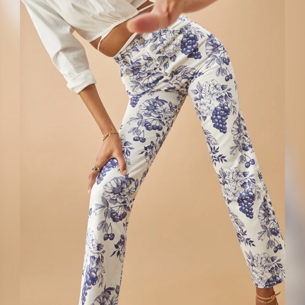 Reformation Cynthia Toile High Rise Straight Jean